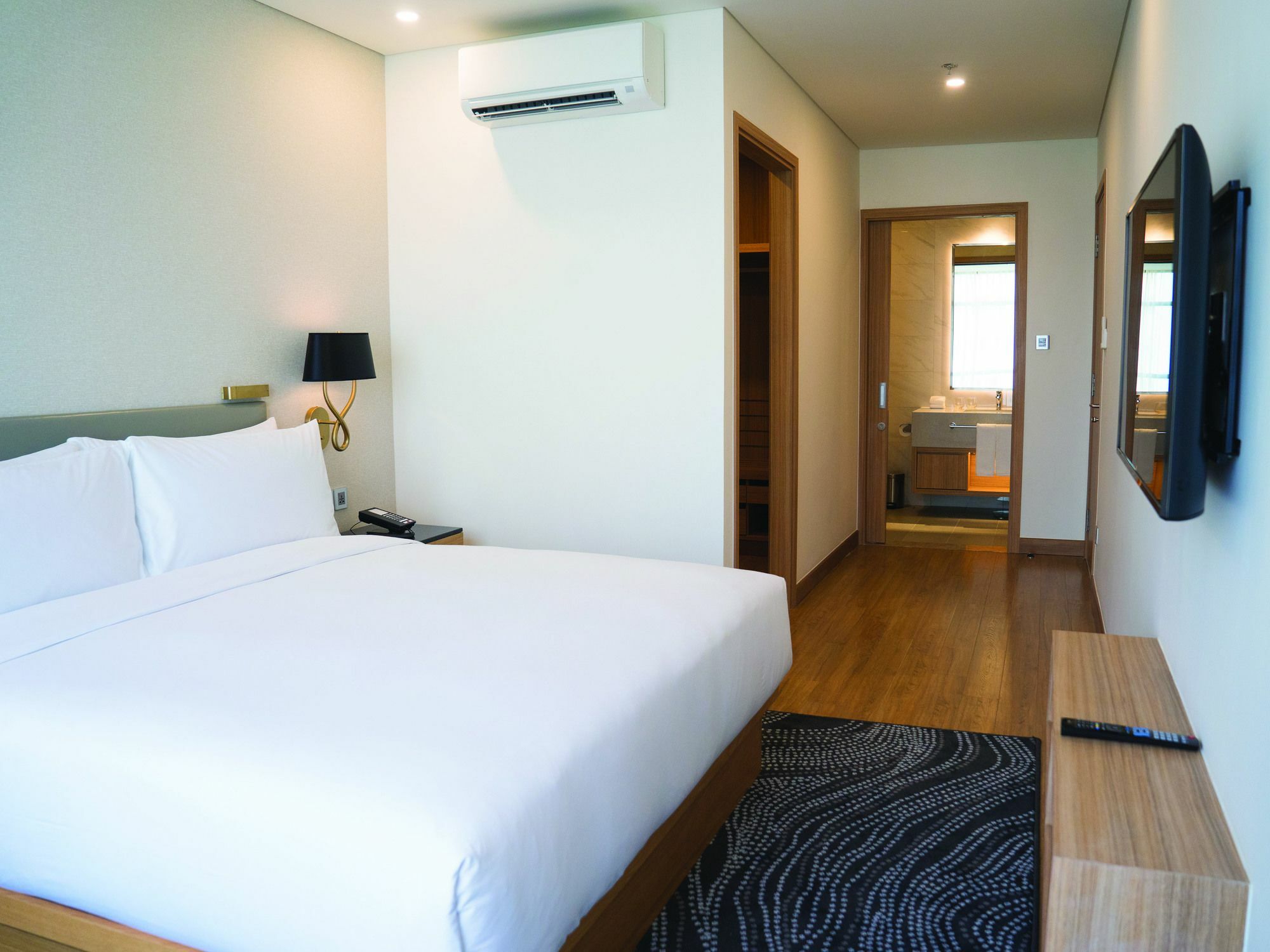 Oakwood Saigon 5* Ho Chi Minh City