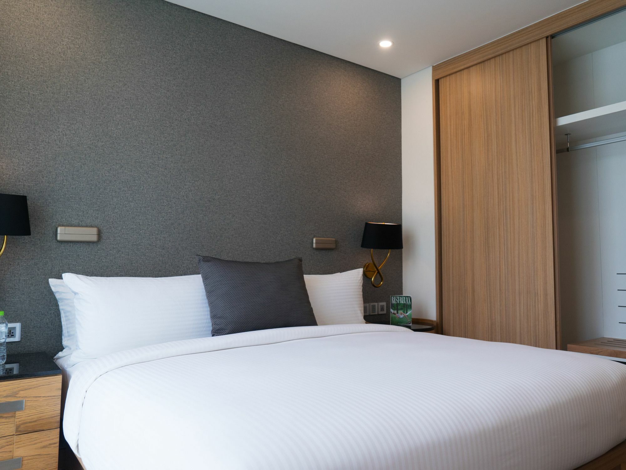 Khách sạn hẻo lánh Căn Hộ Cao Cấp Oakwood Sài Gòn 5*